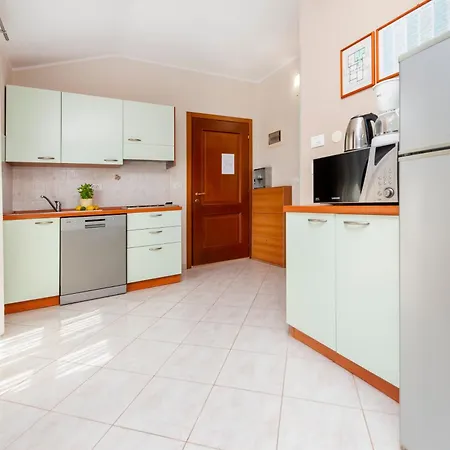 Martina Apartman *